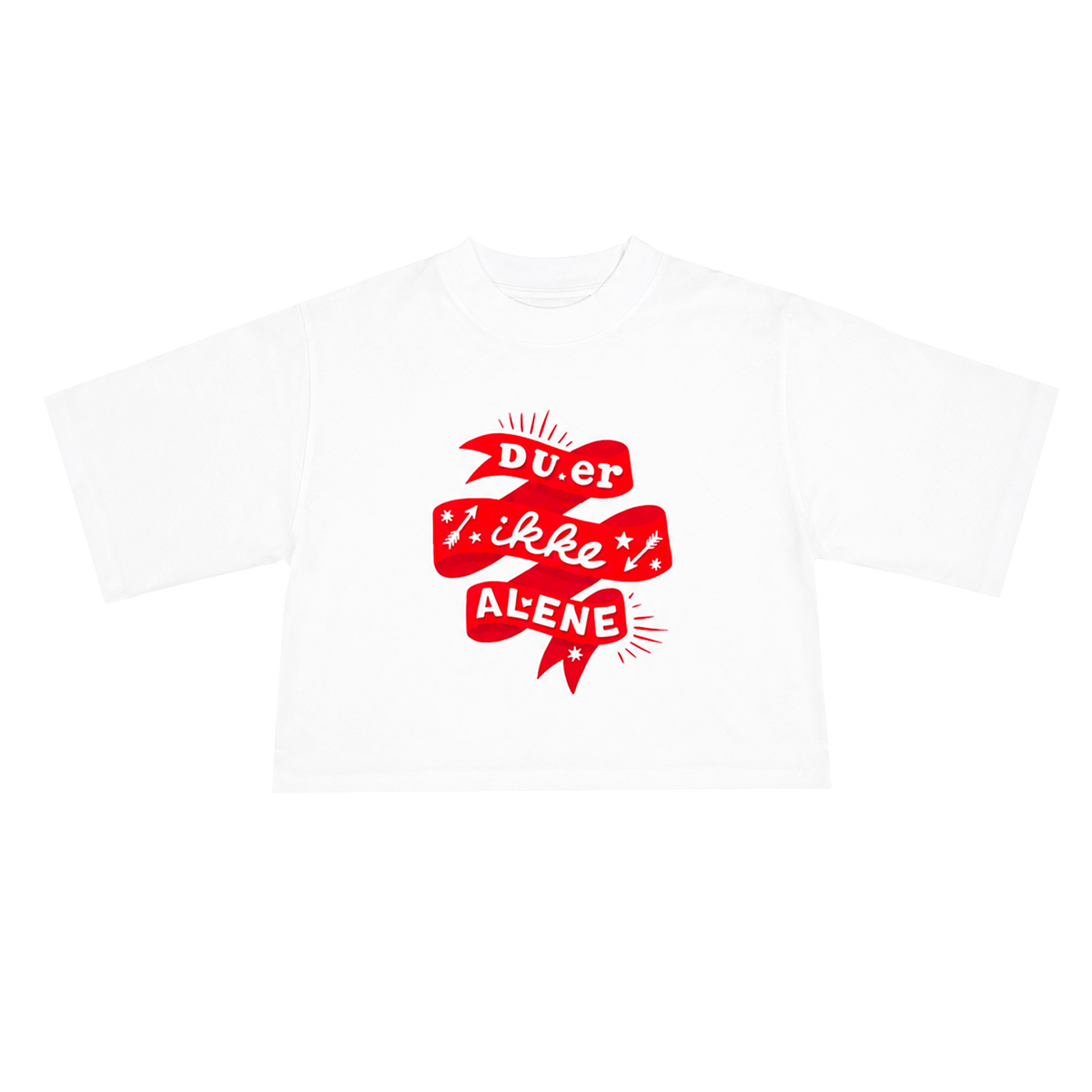 Du er ikke Alene - Feminin T-shirt i boxy fit fra Folkekirkens Nødhjælps sommerkollektion.